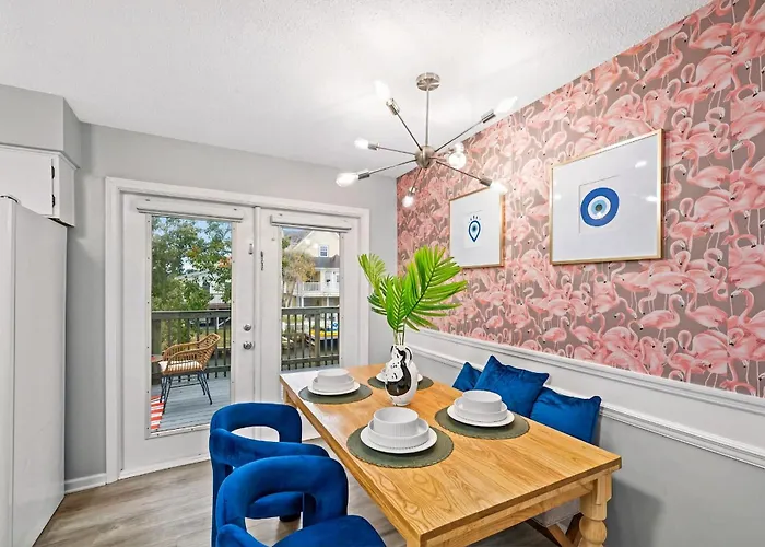 Waterfront - Canal Views - Walk To *
