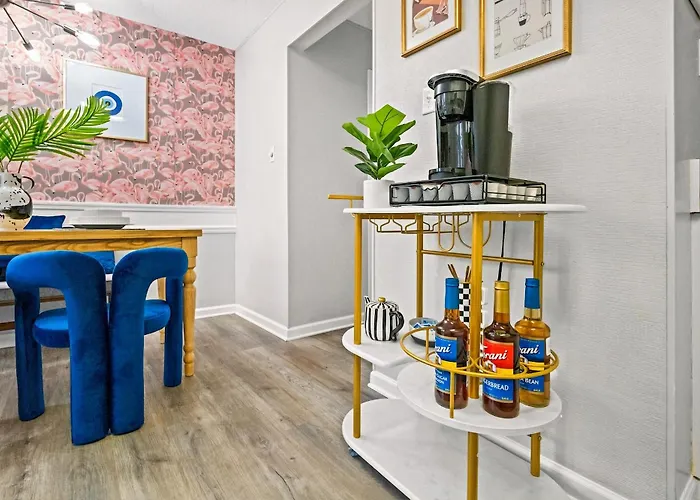Waterfront - Canal Views - Walk To * Gulf Shores